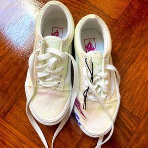 Little girls sparkly vans like new